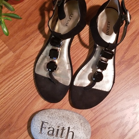 Alfani wedge sandals size 7 1/2 - Picture 2 of 7